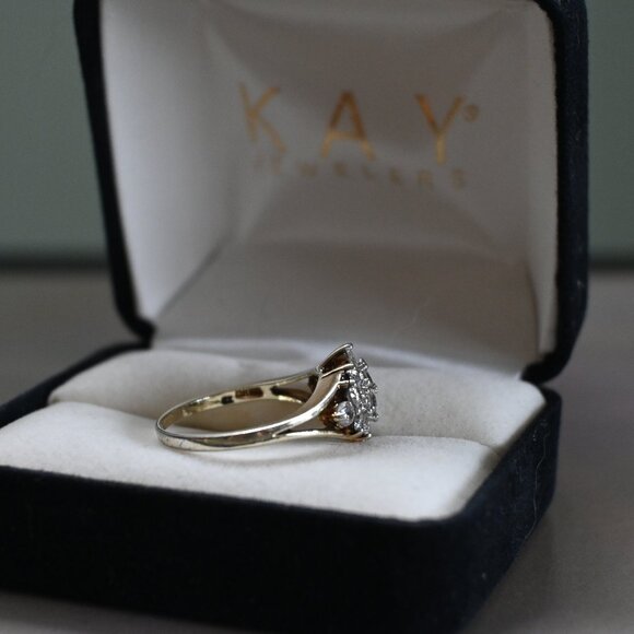 VTG Gold and Cubic Zirconia Cluster Ring Size 8 - Picture 8 of 14